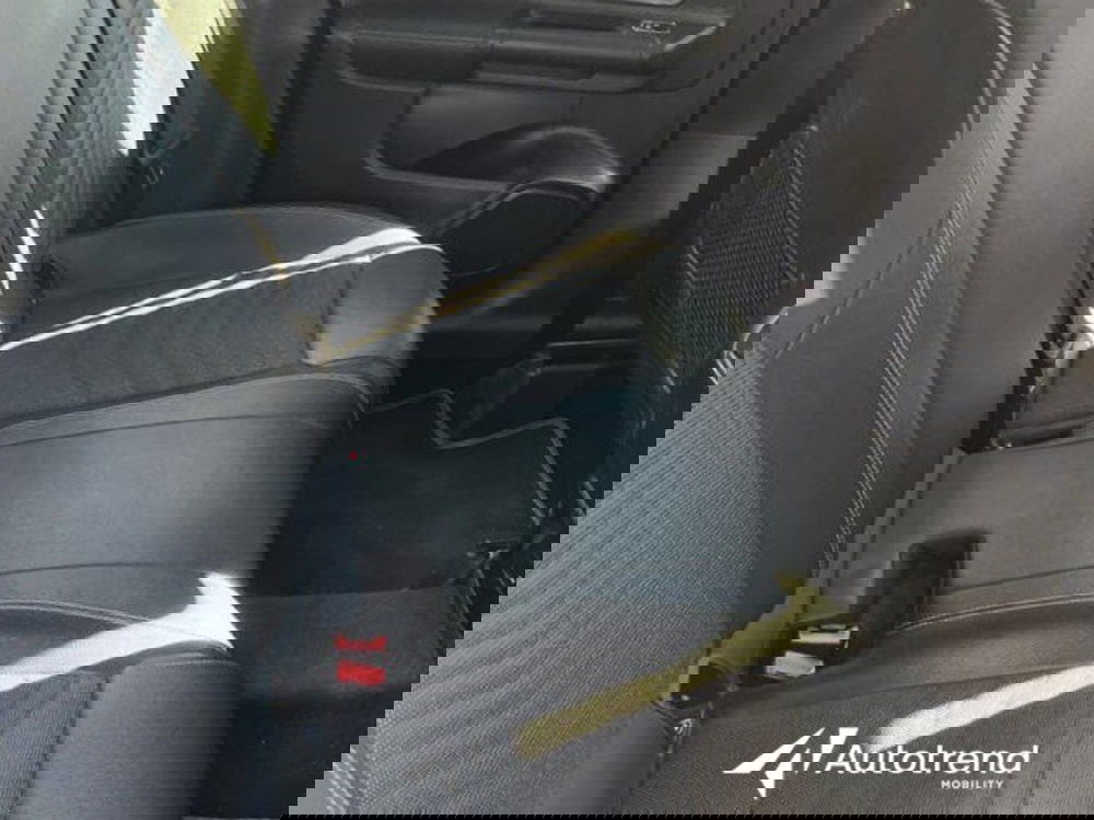 Mercedes-Benz GLA SUV usata a Bari (5)