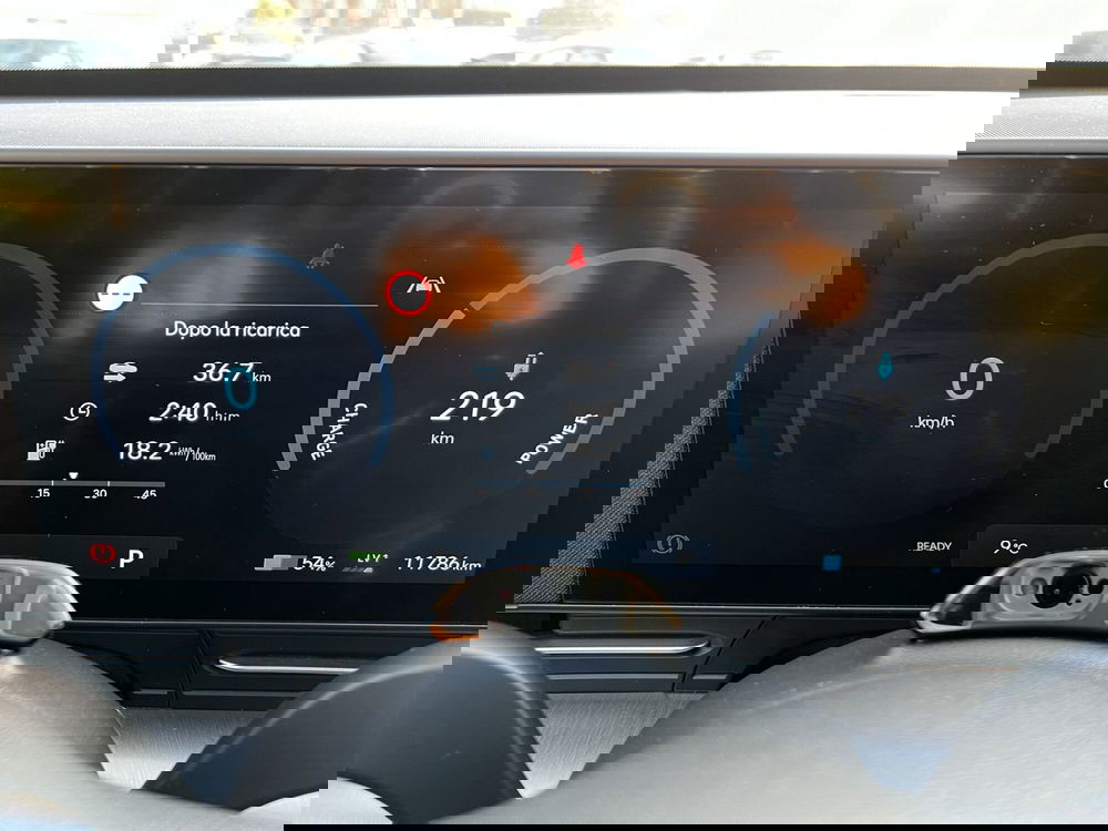 Hyundai Kona usata a Vercelli (11)