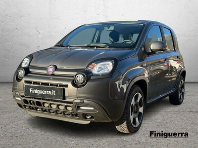 Fiat Panda 1.0 FireFly S&amp;S Hybrid City Cross del 2023 usata a Poggiridenti