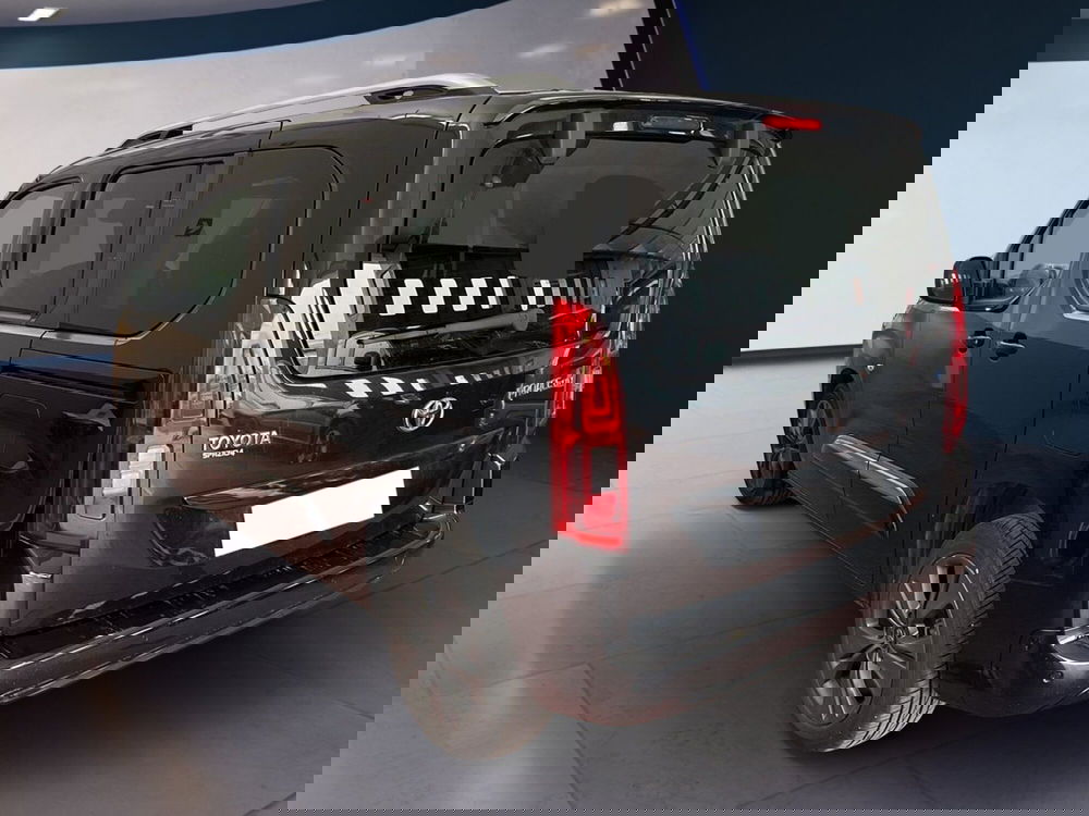 Toyota Proace City Verso usata a Torino (6)