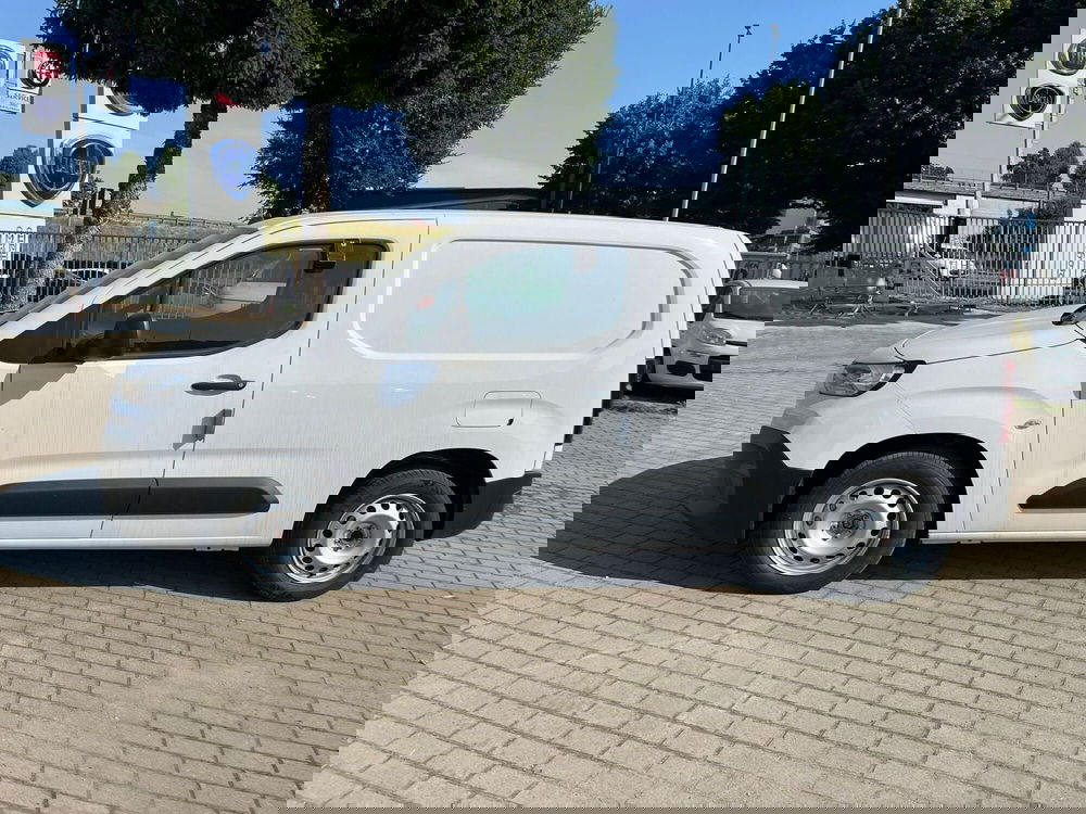 Fiat Doblò nuova a Milano (4)