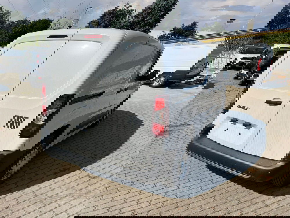 Fiat Doblò nuova a Milano (8)