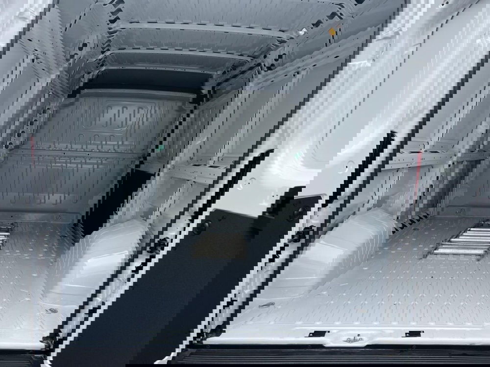 Fiat Ducato Furgone nuova a Milano (11)