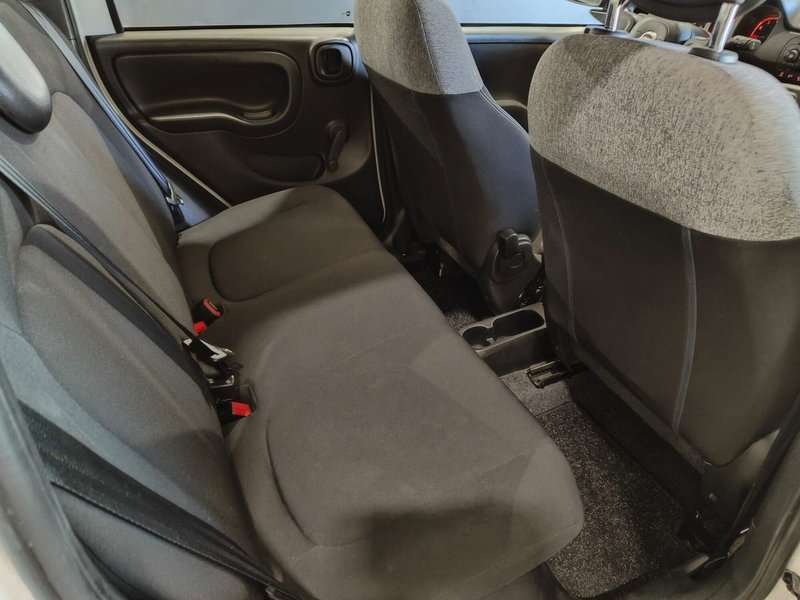 Fiat Panda Cross usata a Milano (13)