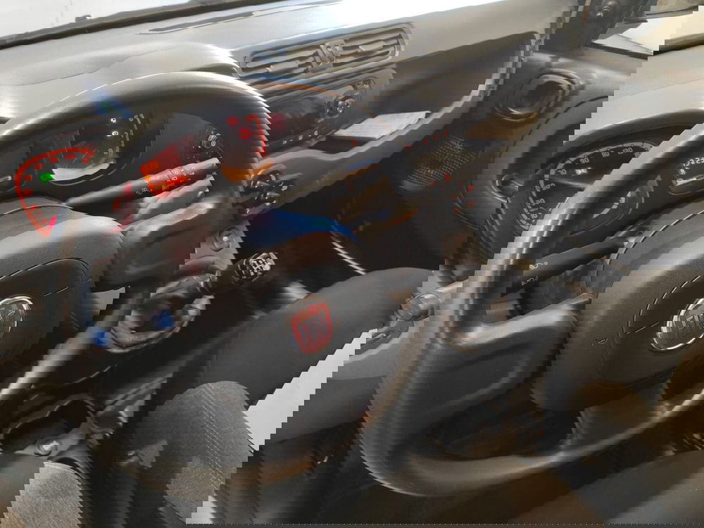 Fiat Panda Cross usata a Milano (14)