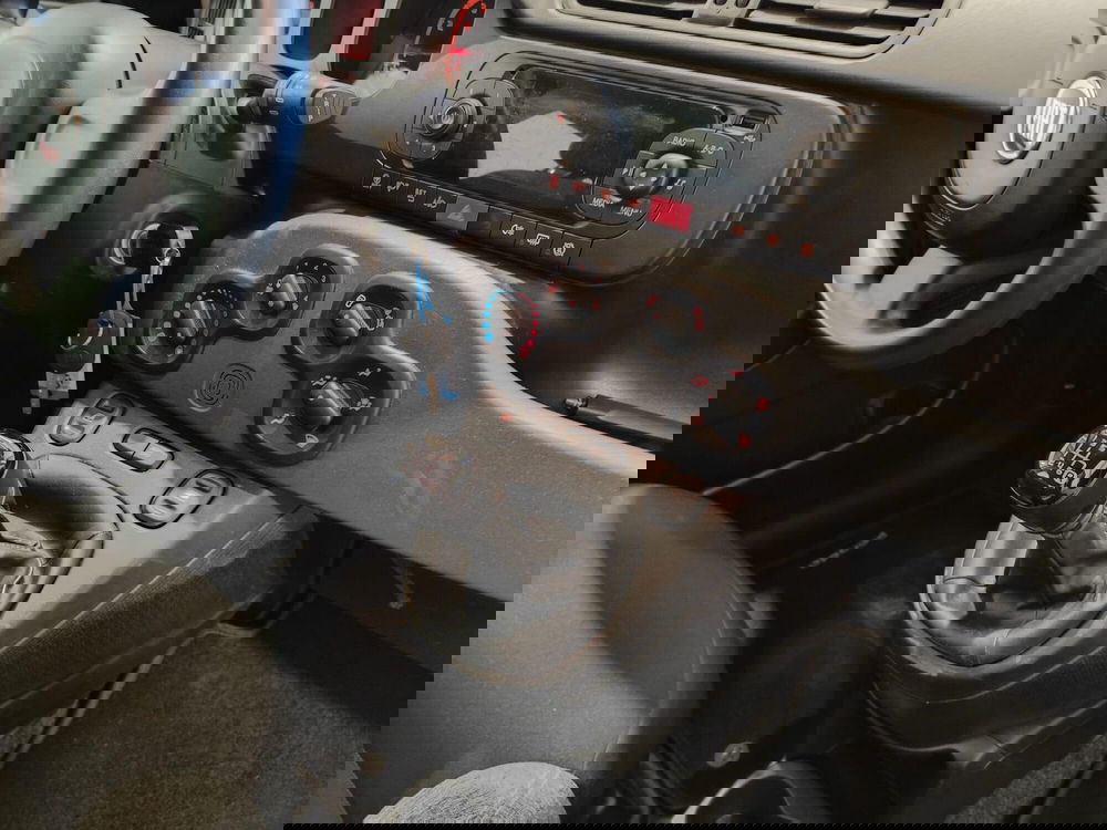 Fiat Panda Cross usata a Milano (15)