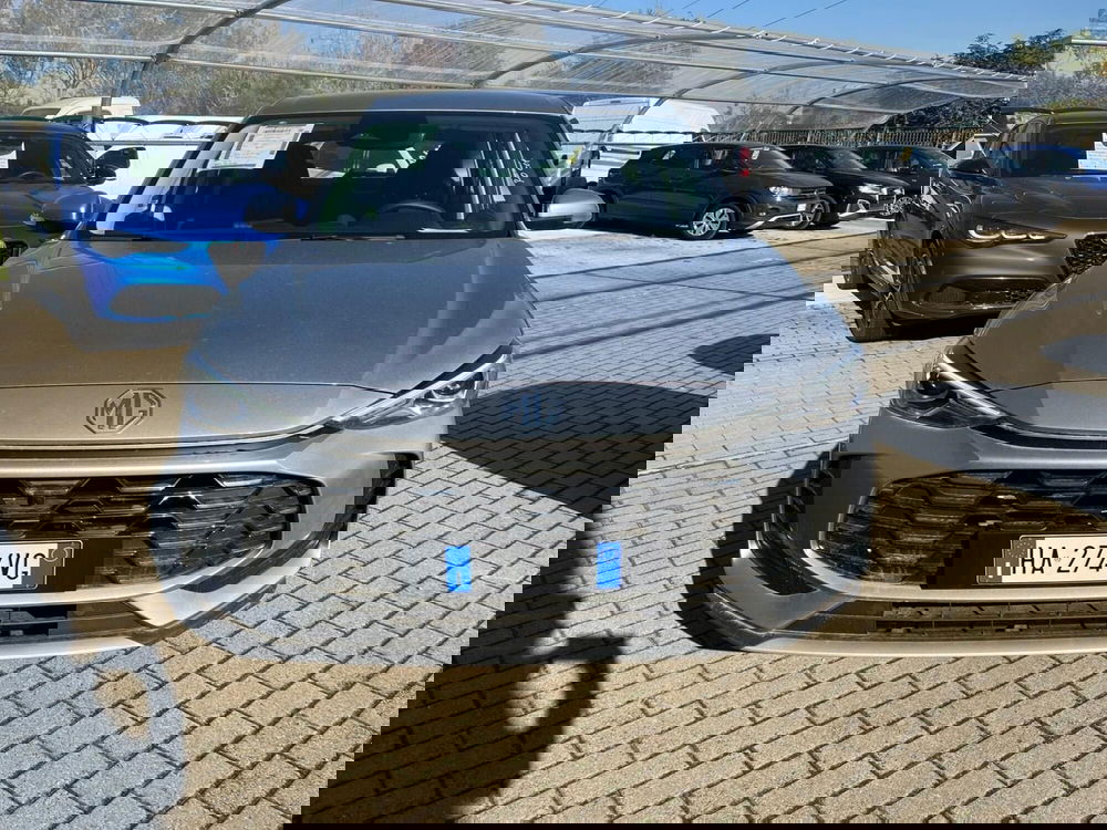 Mg ZS nuova a Milano (2)