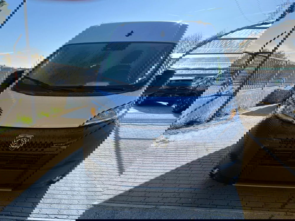 Peugeot Boxer Furgone nuova a Milano (2)