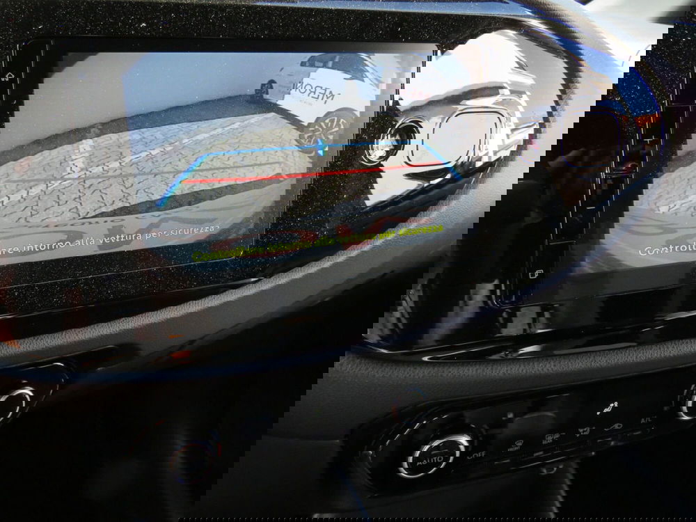 Toyota Aygo X nuova a Monza e Brianza (13)