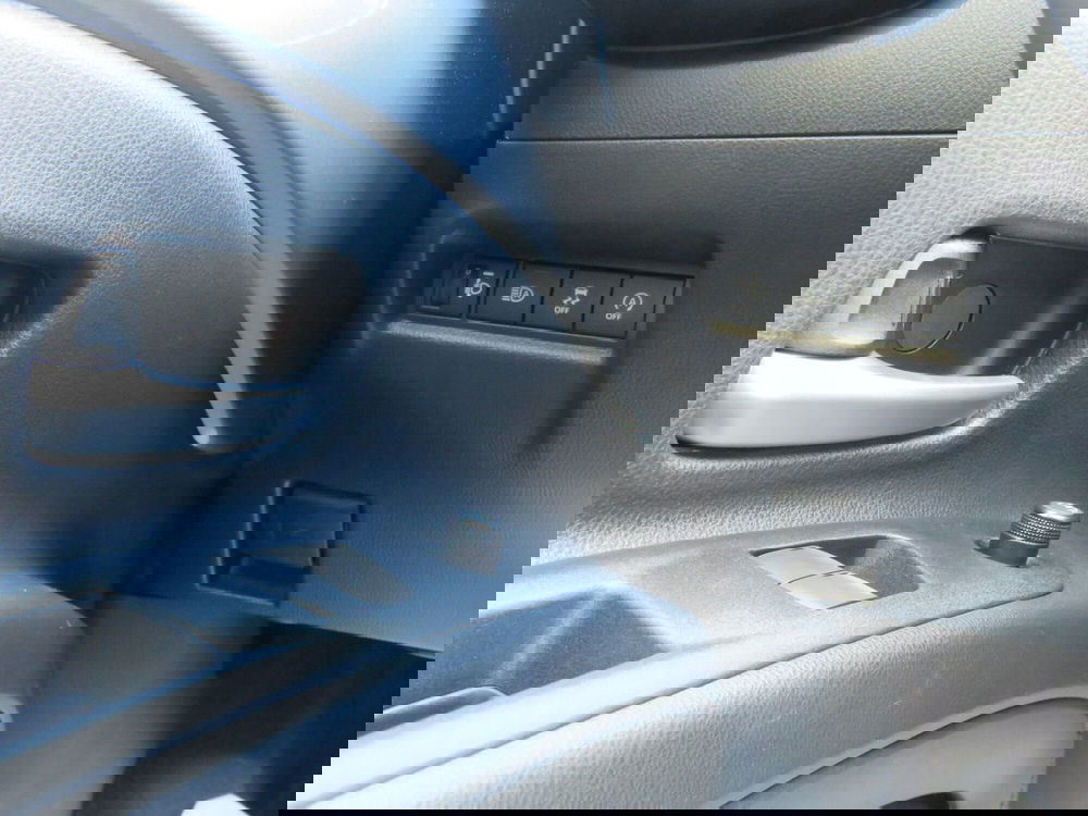 Toyota Aygo X nuova a Monza e Brianza (10)