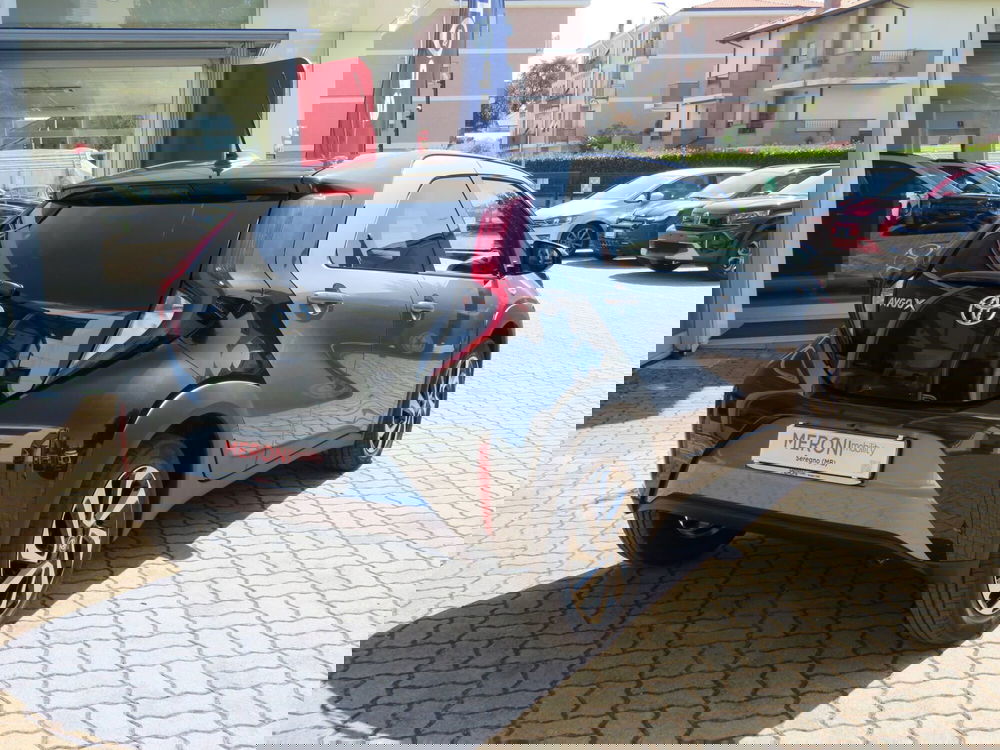 Toyota Aygo X nuova a Monza e Brianza (5)