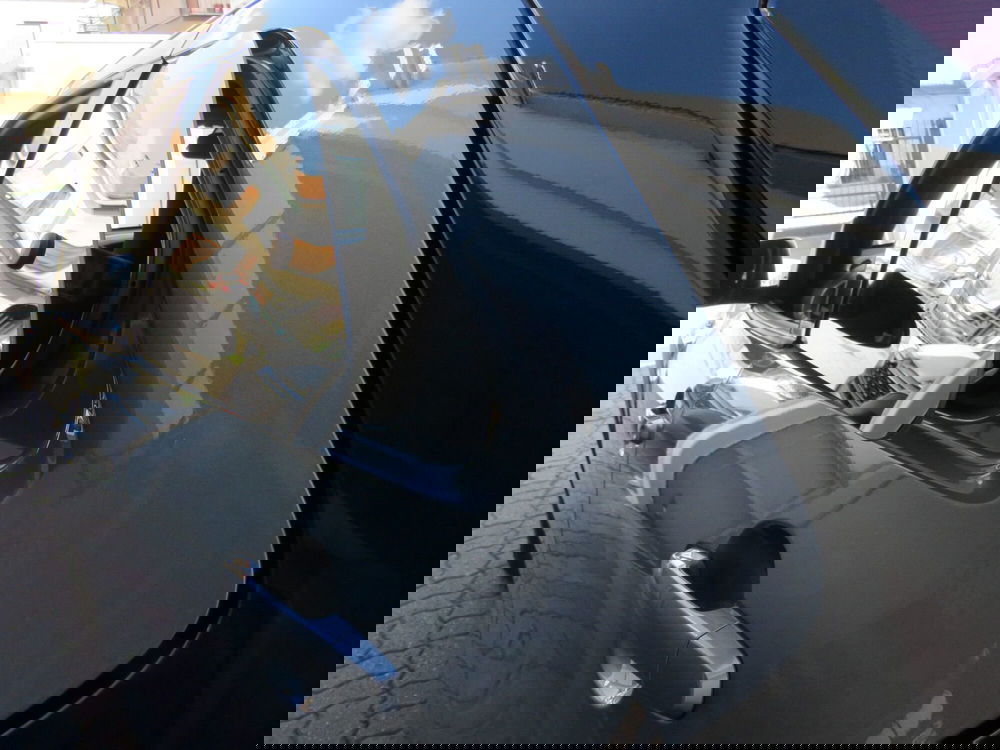 Toyota Aygo X nuova a Monza e Brianza (8)