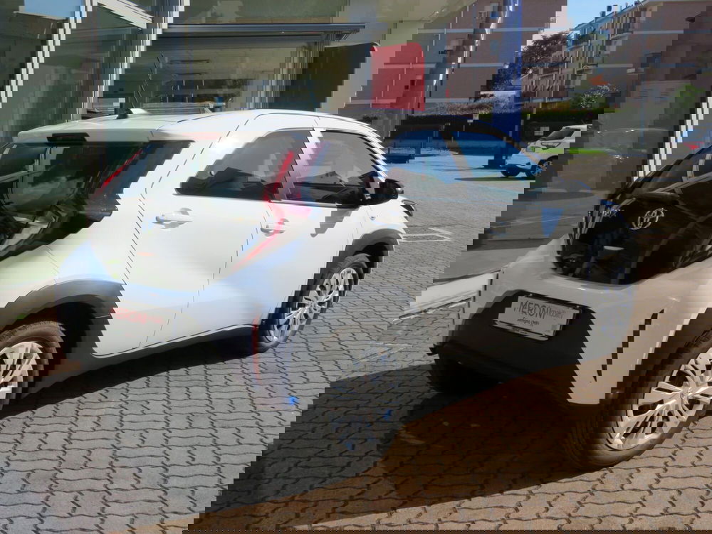 Toyota Aygo X nuova a Monza e Brianza (7)