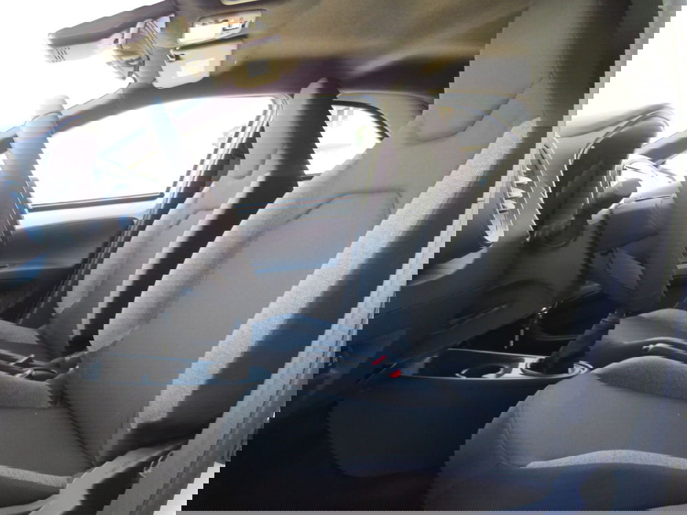 Toyota Aygo X nuova a Monza e Brianza (12)