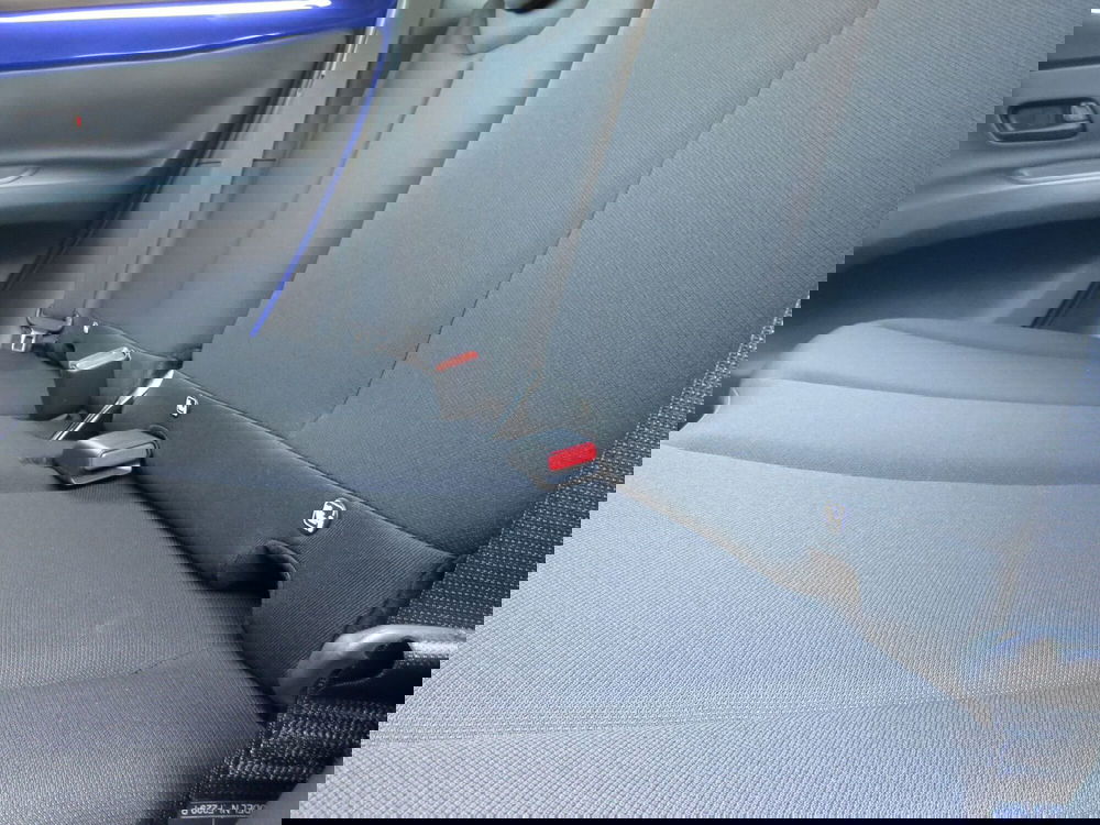 Toyota Aygo X nuova a Monza e Brianza (19)