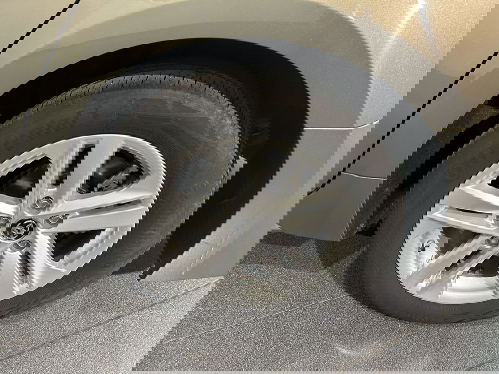 Toyota Corolla Touring Sports usata a Milano (14)