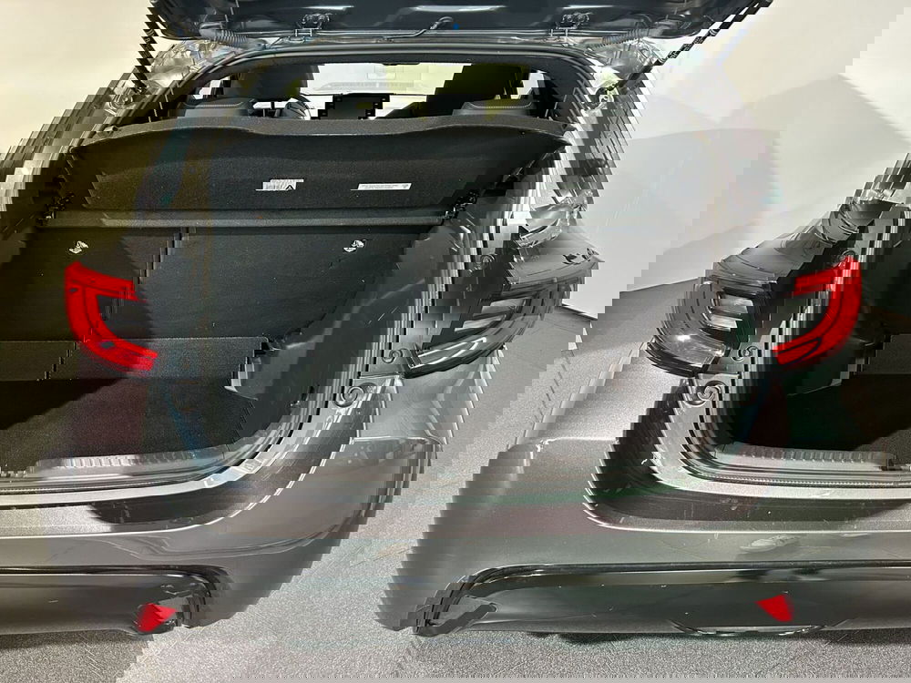 Toyota Yaris usata a Milano (11)