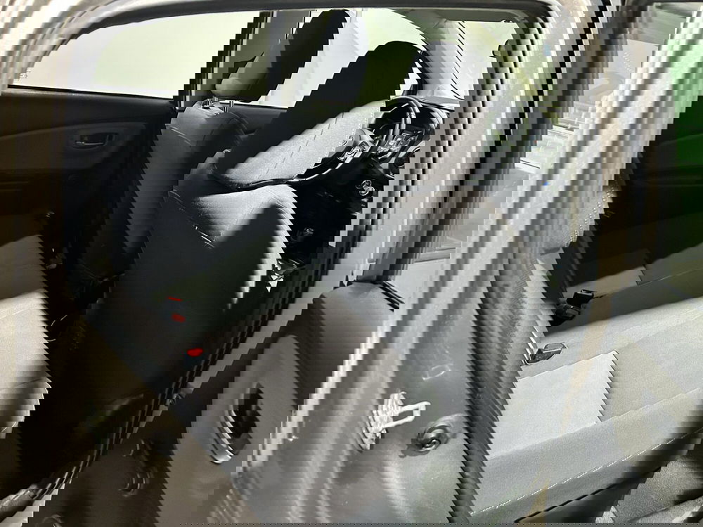 Toyota Yaris usata a Milano (8)