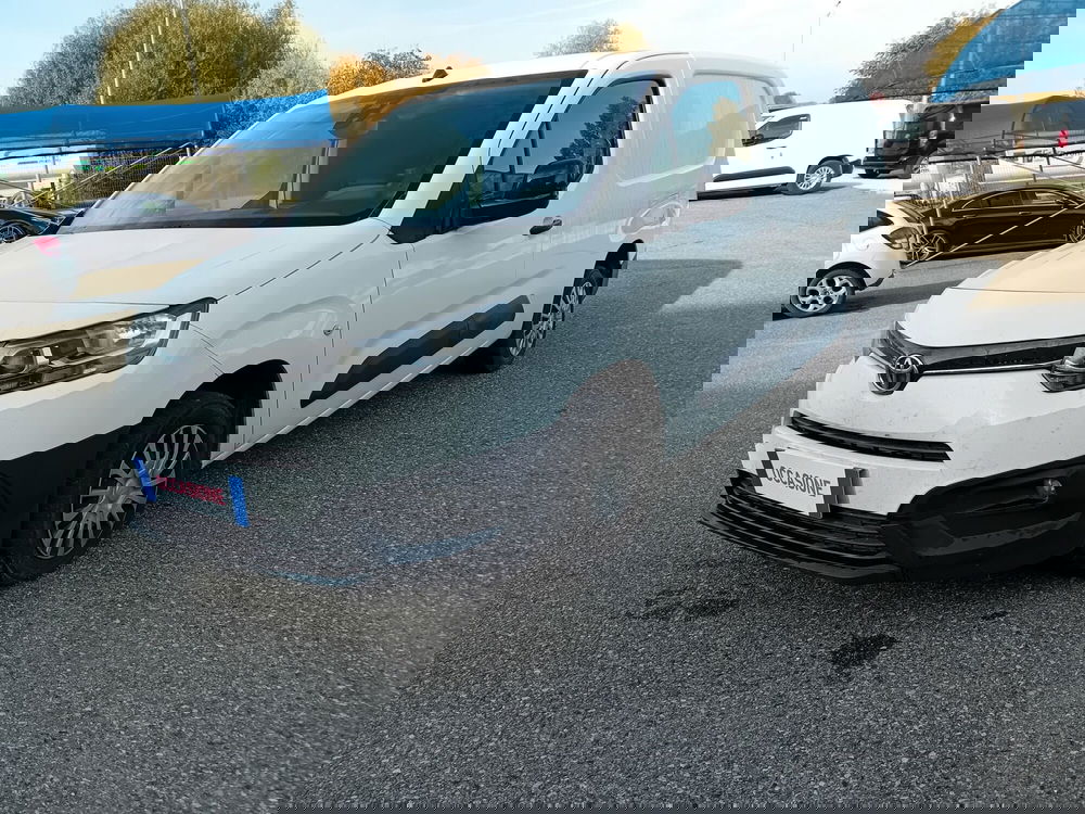 Toyota Proace City usata a Cremona (3)