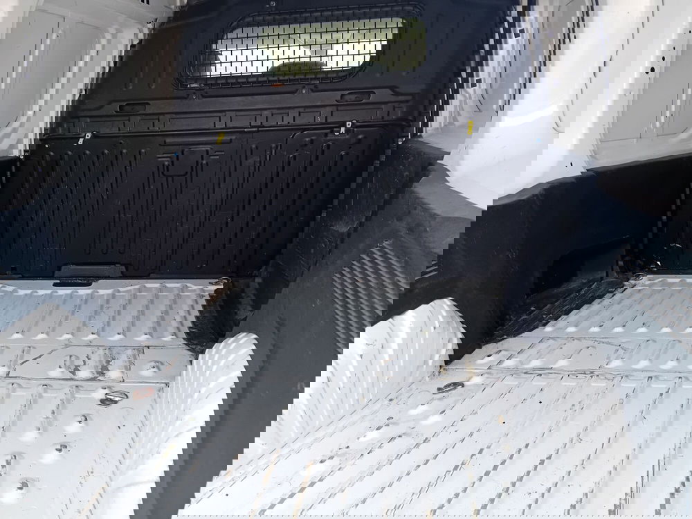 Toyota Proace City usata a Cremona (10)