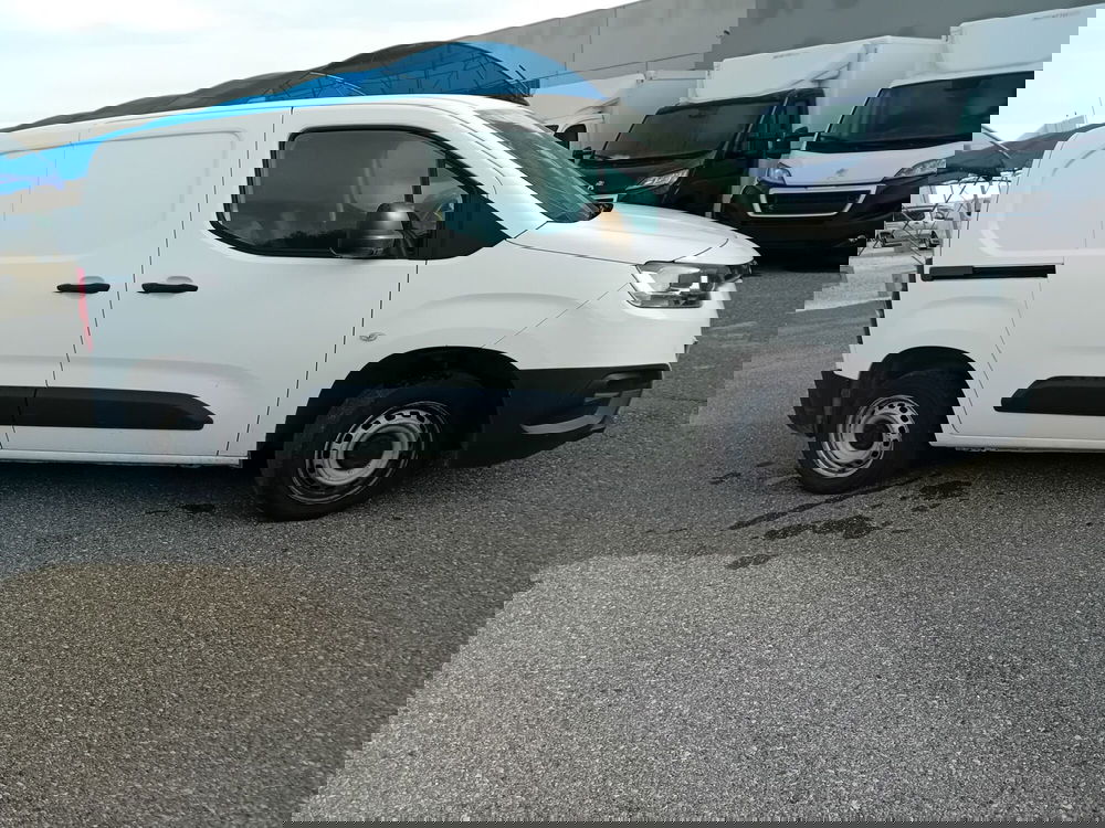 Toyota Proace City usata a Cremona (5)