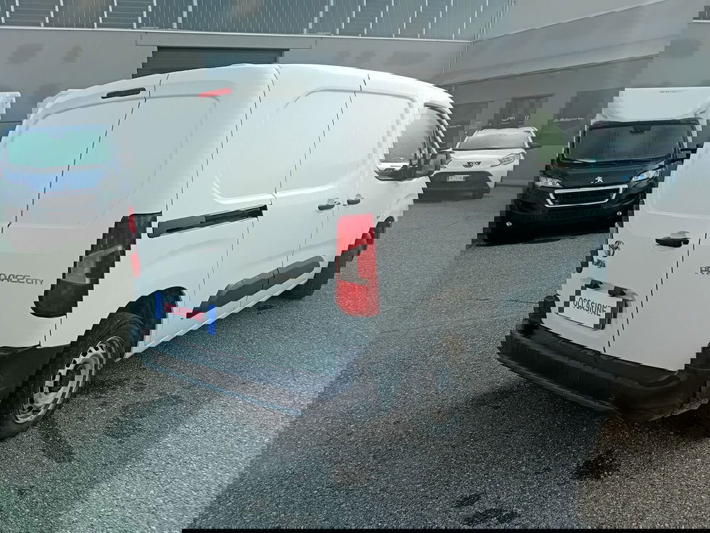 Toyota Proace City usata a Cremona (7)