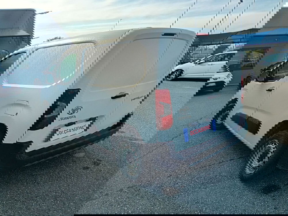 Toyota Proace City usata a Cremona (8)