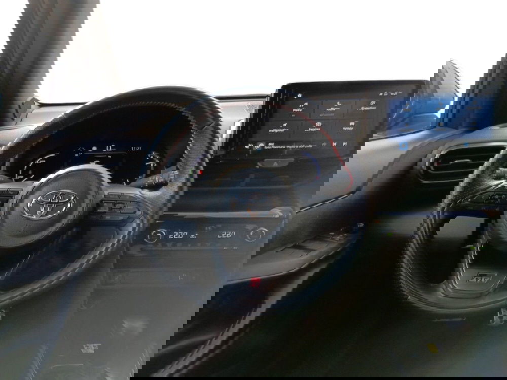 Toyota Yaris Cross usata a Milano (10)