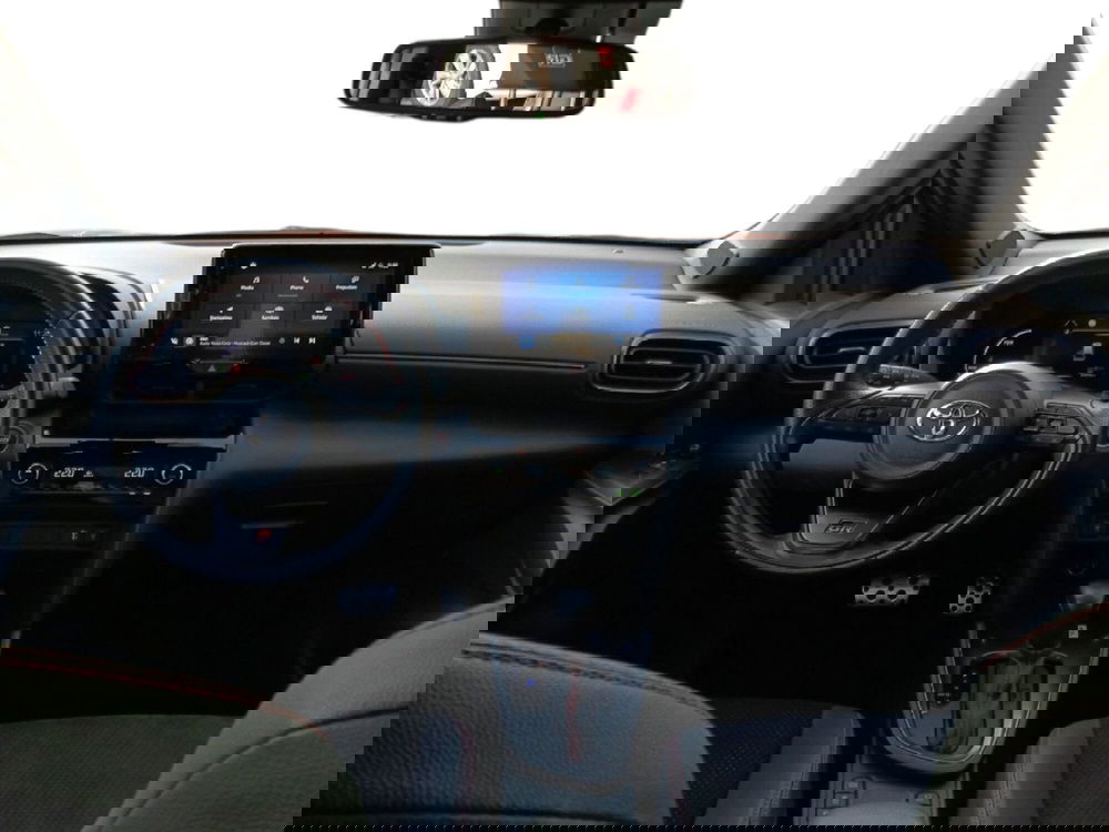 Toyota Yaris Cross usata a Milano (9)