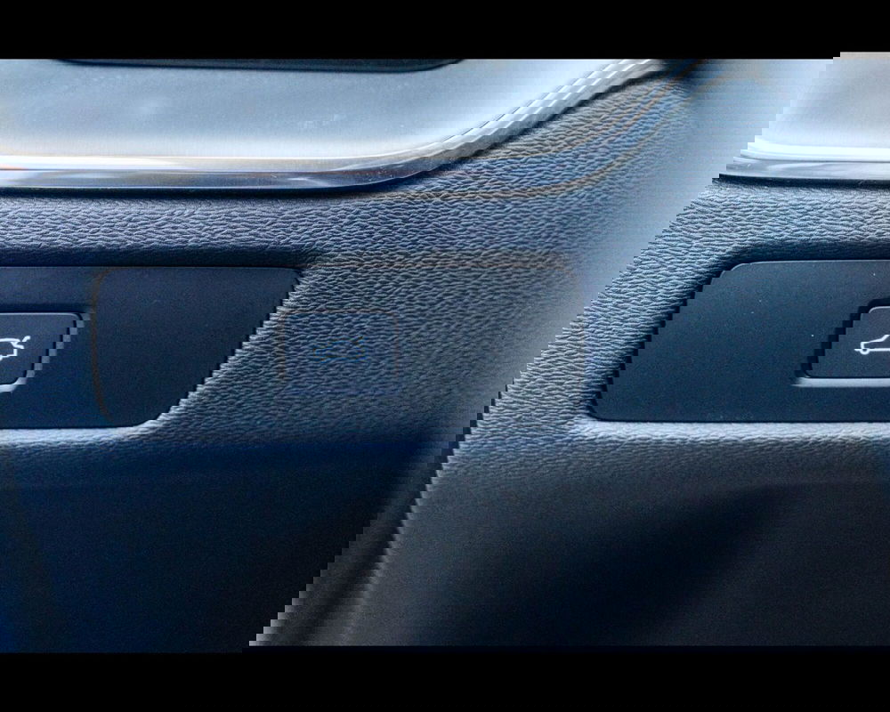 Volvo XC60 usata a Treviso (18)