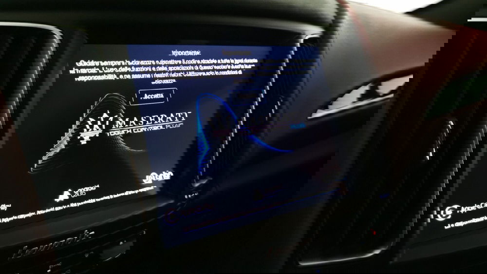 Maserati Levante usata a Chieti (12)