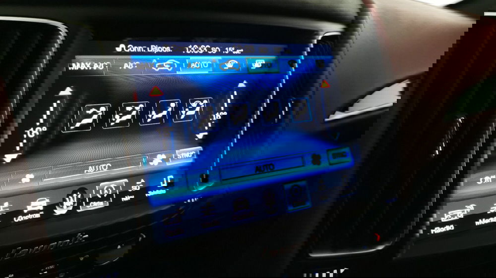 Maserati Levante usata a Chieti (14)