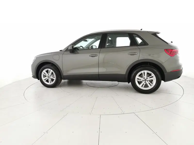 Audi Q3 nuova a Chieti (2)