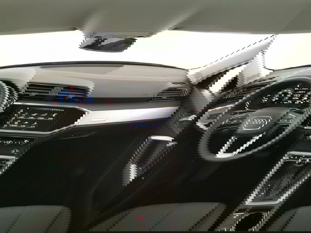 Audi Q3 nuova a Chieti (8)