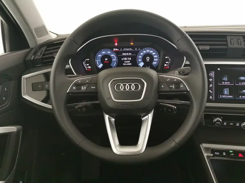 Audi Q3 nuova a Chieti (9)