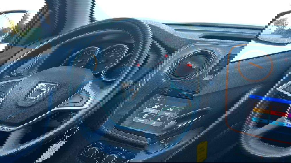 Dacia Sandero usata a Viterbo (10)