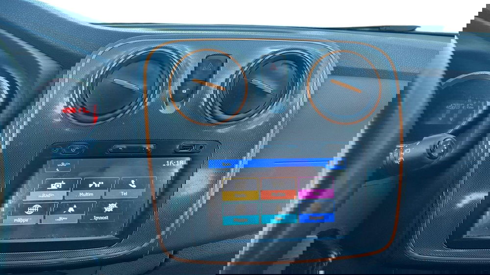 Dacia Sandero usata a Viterbo (8)