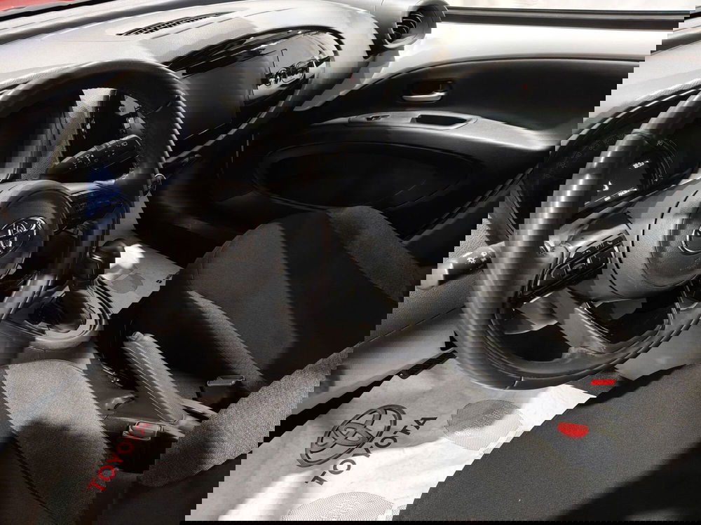 Toyota Aygo X usata a Roma (11)