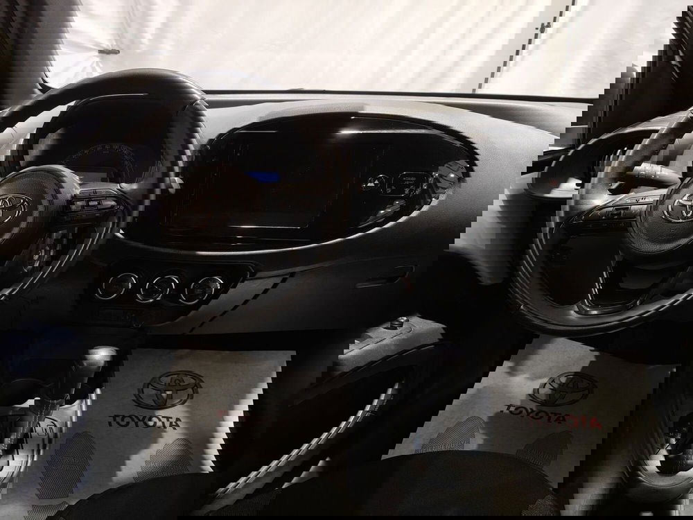 Toyota Aygo X usata a Roma (9)