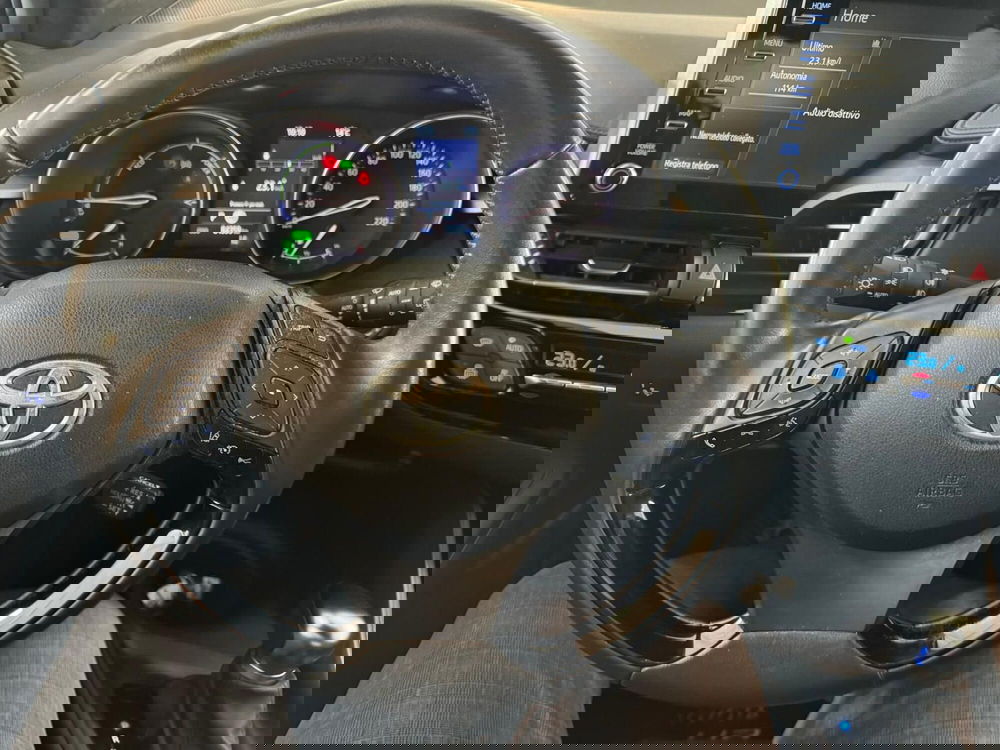 Toyota Toyota C-HR usata a Modena (11)