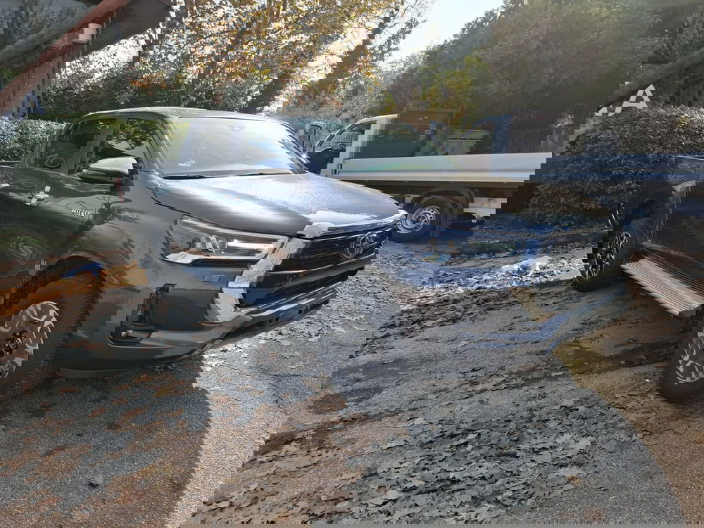 Toyota Hilux nuova a Bologna (3)