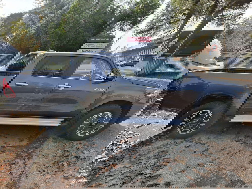 Toyota Hilux nuova a Bologna (4)