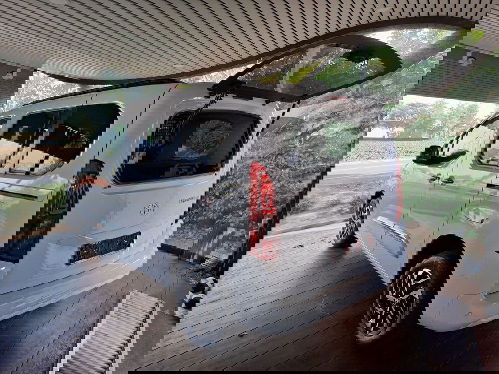 Toyota Proace City Verso nuova a Bologna (6)