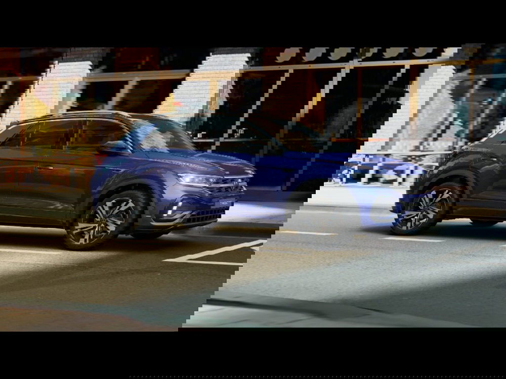 Volkswagen T-Roc usata a Livorno (3)