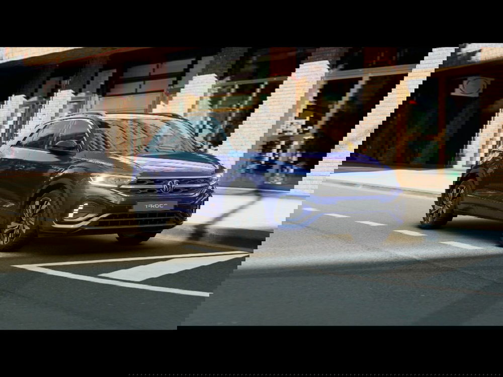 Volkswagen T-Roc usata a Livorno (4)