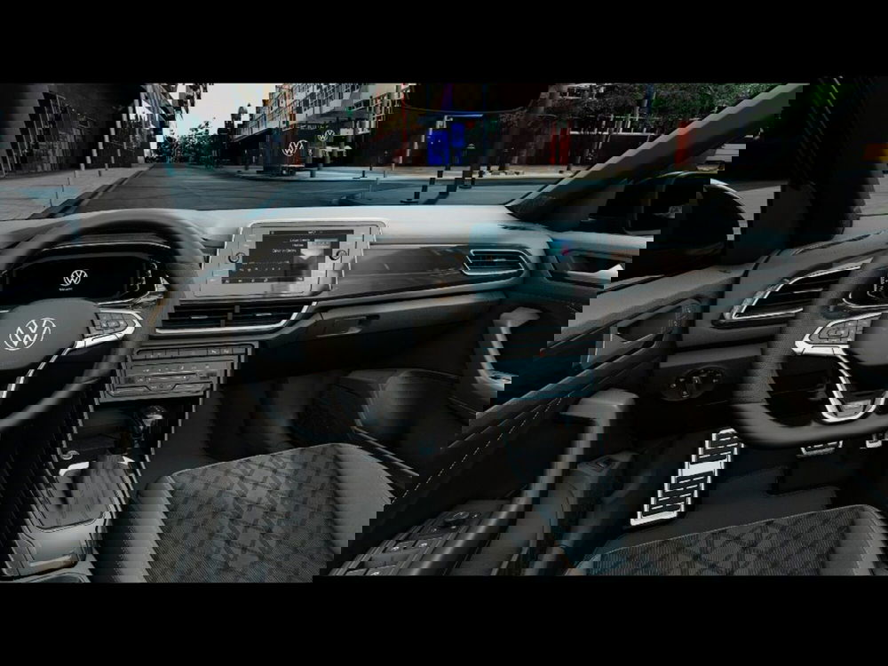 Volkswagen T-Roc usata a Livorno (6)