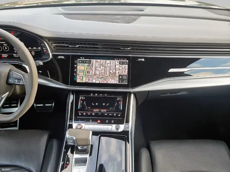 Audi RS Q8 usata a Siena (10)