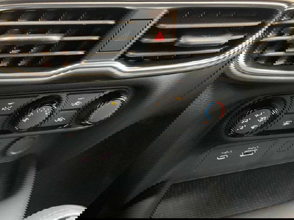 Nissan Juke nuova a Como (17)