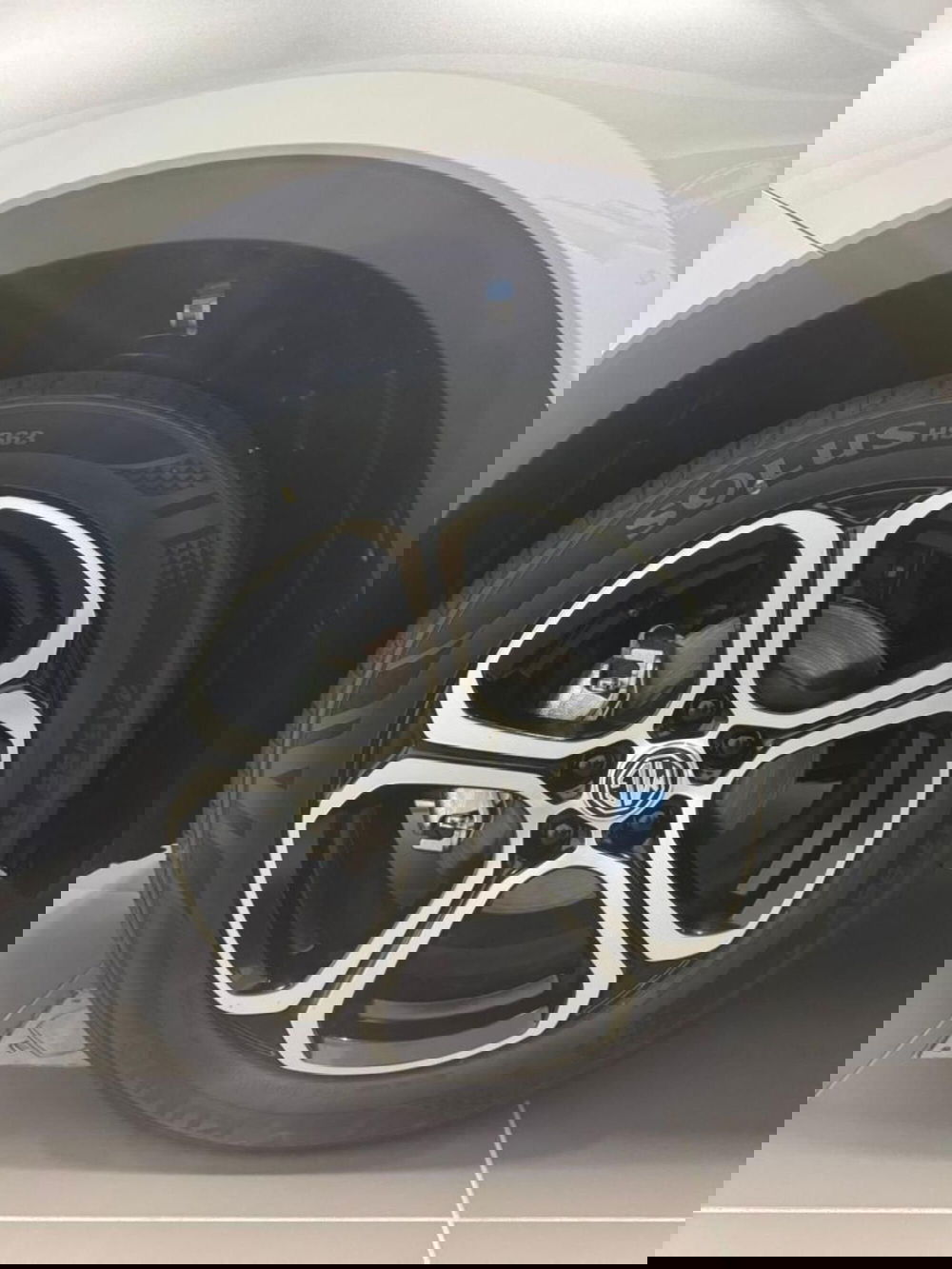 Mg ZS nuova a Como (6)