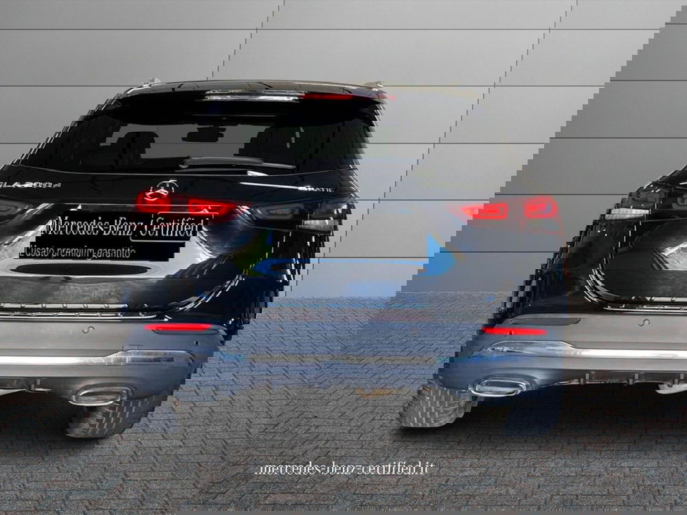 Mercedes-Benz GLA SUV usata a Lecce (12)